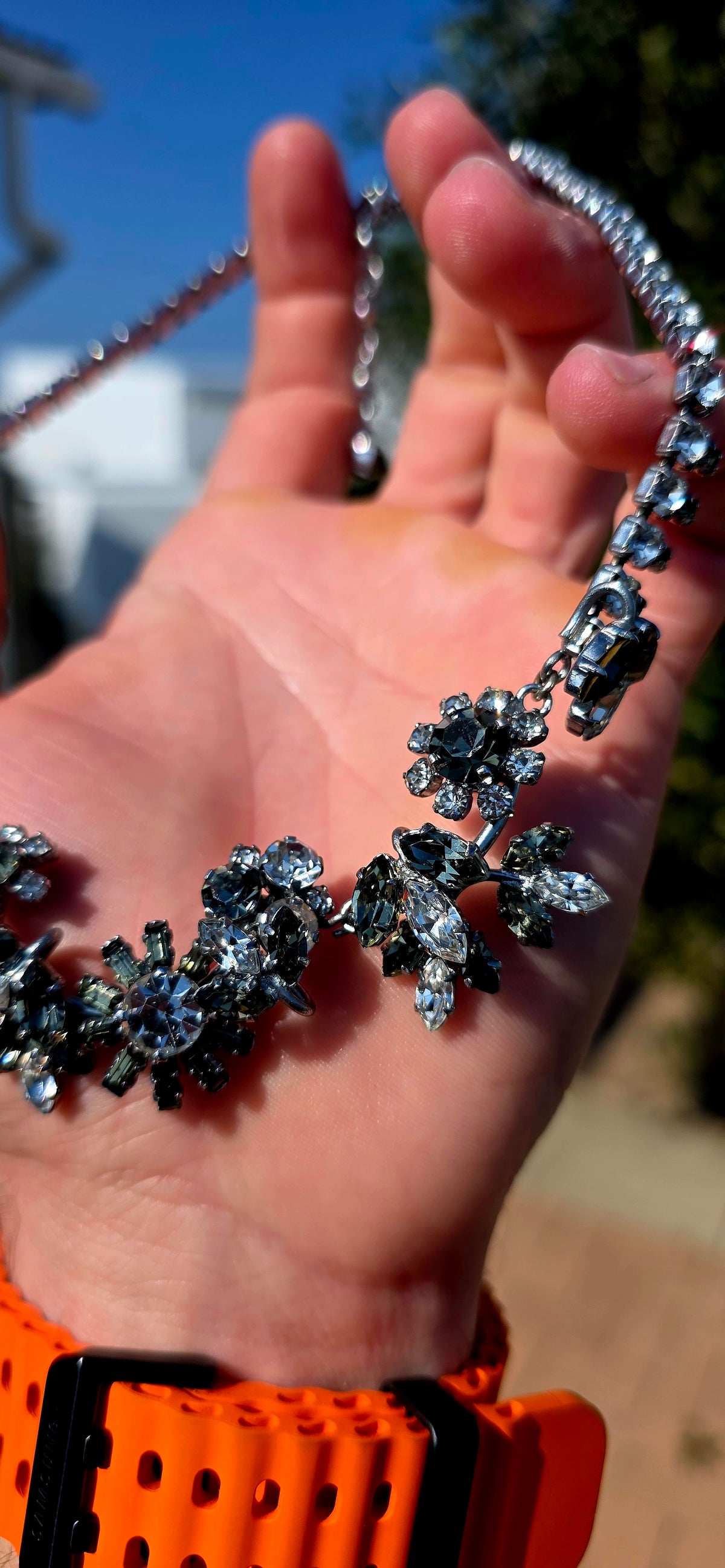 WOW!!! This is vintage costume jewellery at its most glamorous! A spectacular circa 1960s Austrian crystal rhinestone necklace with its matching brooch, beautifully preserved as a complete set.