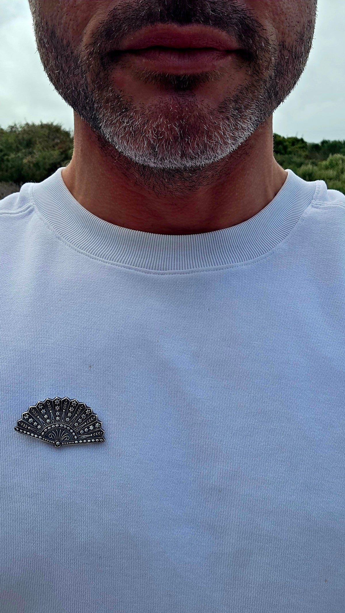 Ohhh this is a BEAUTIFUL little piece of Victorian silver! An antique circa 1876 sterling silver brooch, wonderfully fashioned as an open folding fan and covered from edge to edge in intricate embossed and engraved decoration.
