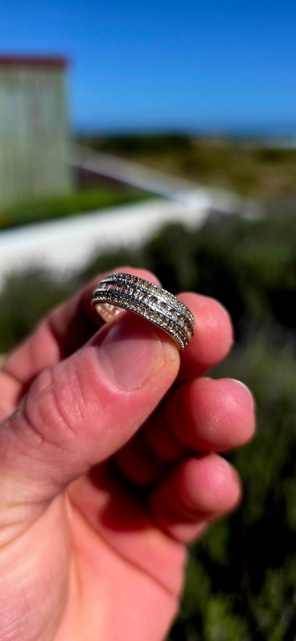 Chunky, contemporary and beautifully UNISEX — this sterling silver full-eternity band is ALL about sparkle!