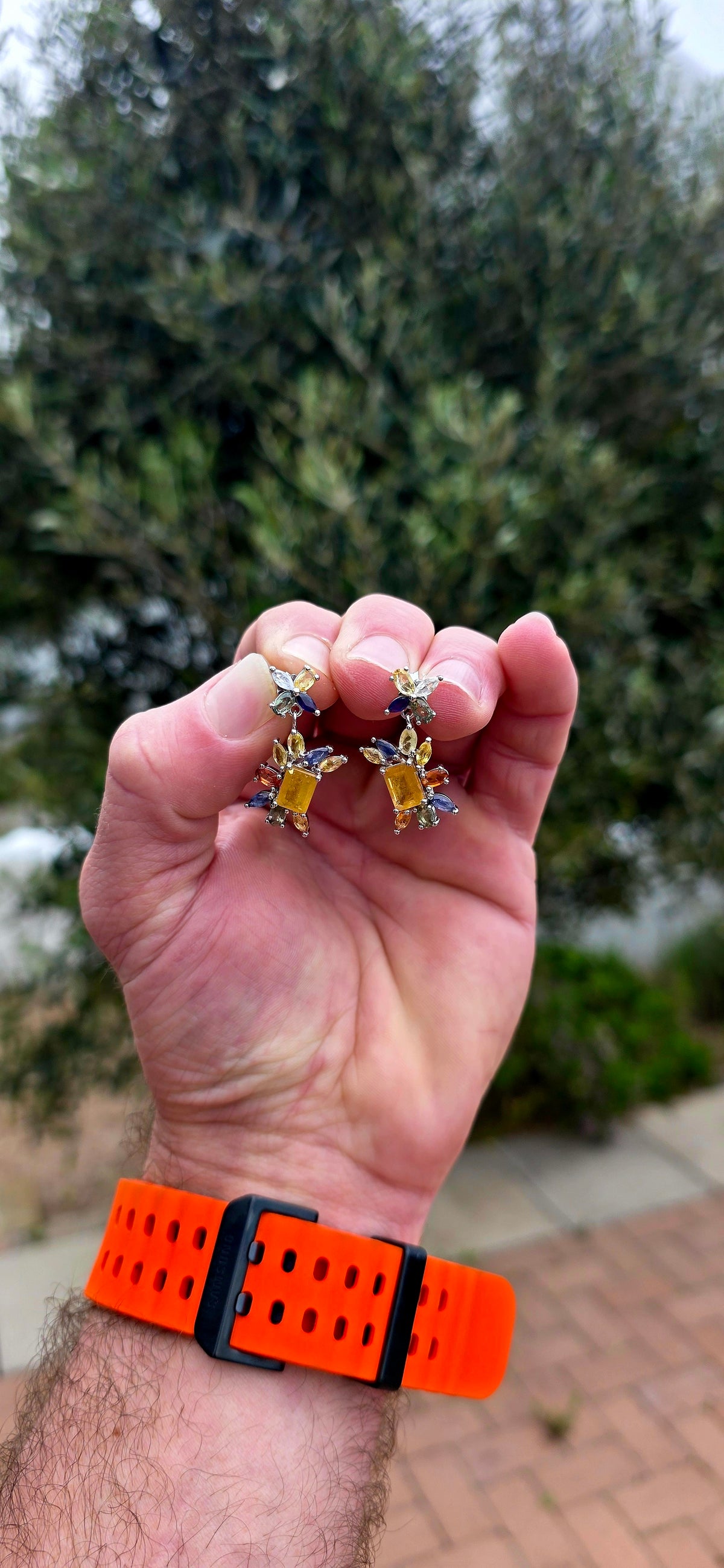 MARVELLOUS!! These sterling silver floral drop earrings are an absolute celebration of colour — playful, feminine and wonderfully unusual!