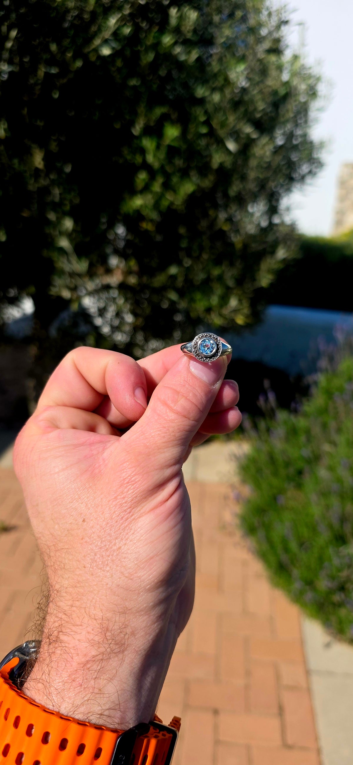 Absolutely gorgeous Vintage Modernist-style Sterling Silver Halo Ring, featuring the prettiest icy blue gemstone centre!!