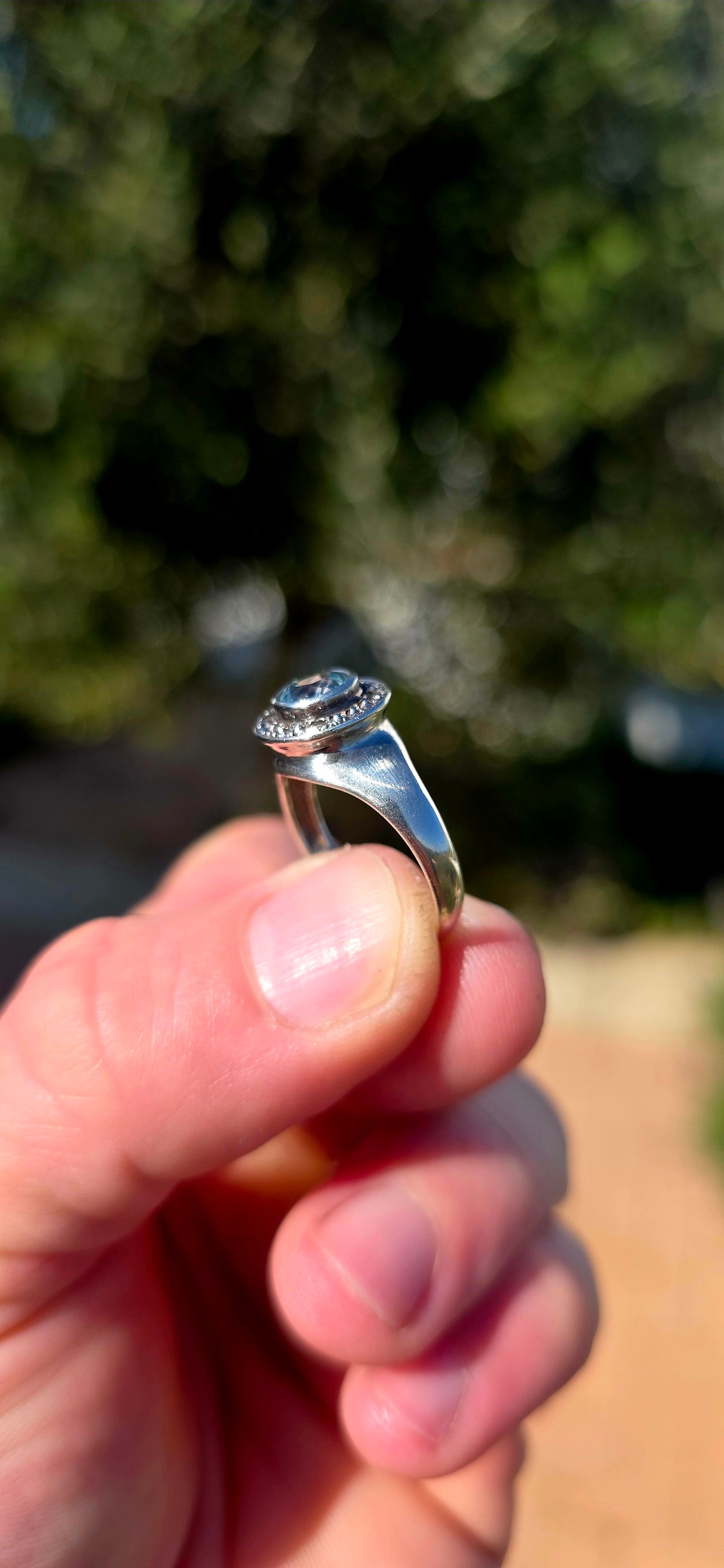 Absolutely gorgeous Vintage Modernist-style Sterling Silver Halo Ring, featuring the prettiest icy blue gemstone centre!!