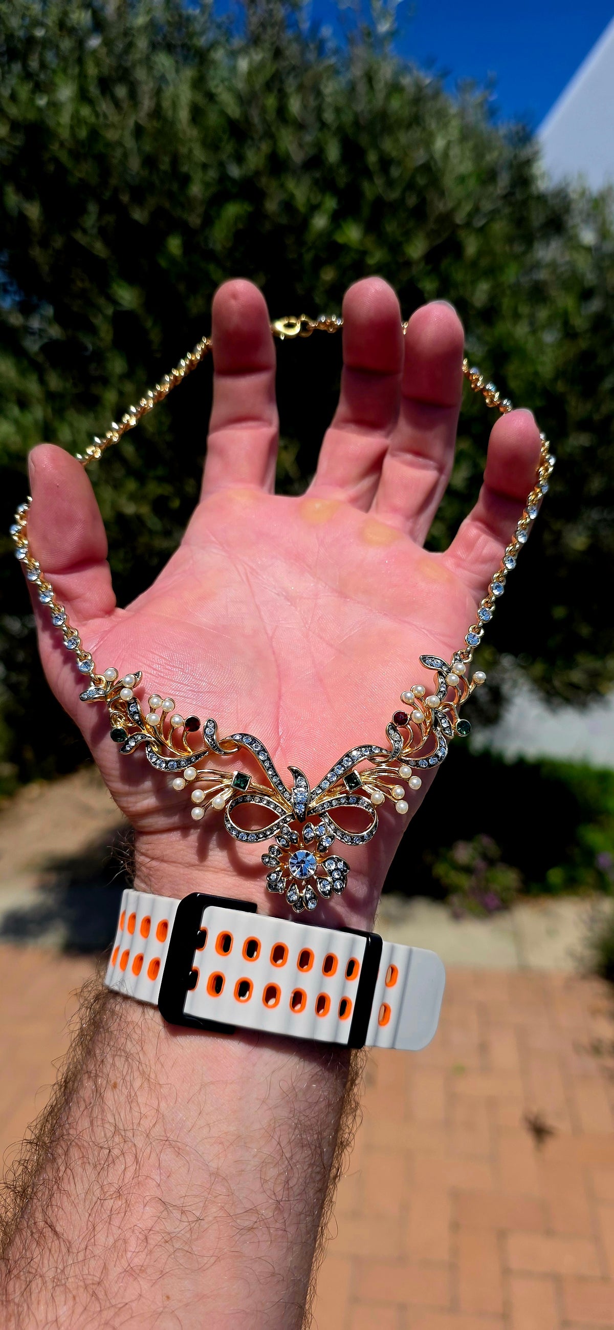An absolutely BREATHTAKING vintage costume necklace inspired by the romantic elegance of Edwardian jewellery!