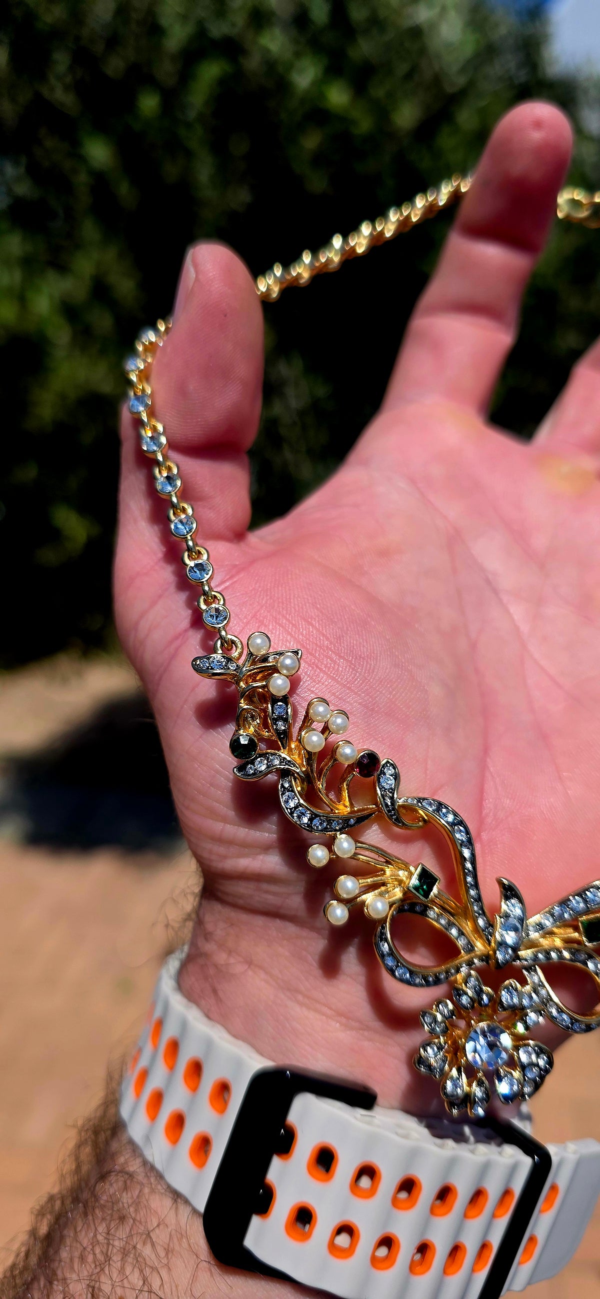 An absolutely BREATHTAKING vintage costume necklace inspired by the romantic elegance of Edwardian jewellery!
