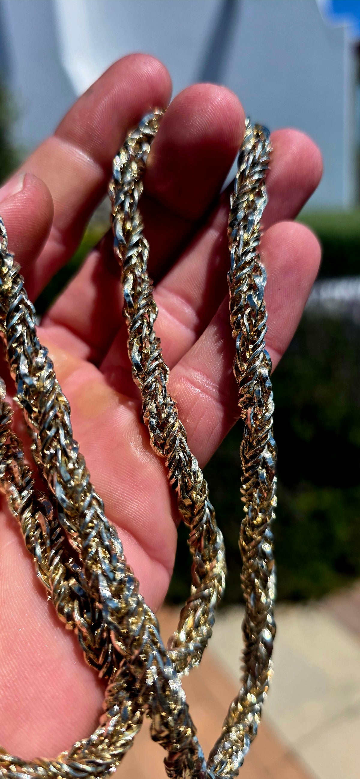 An absolutely FABULOUS vintage 1980s extra-length, gold-plated statement necklace featuring a wonderfully chunky and intricate Byzantine-style woven link design!