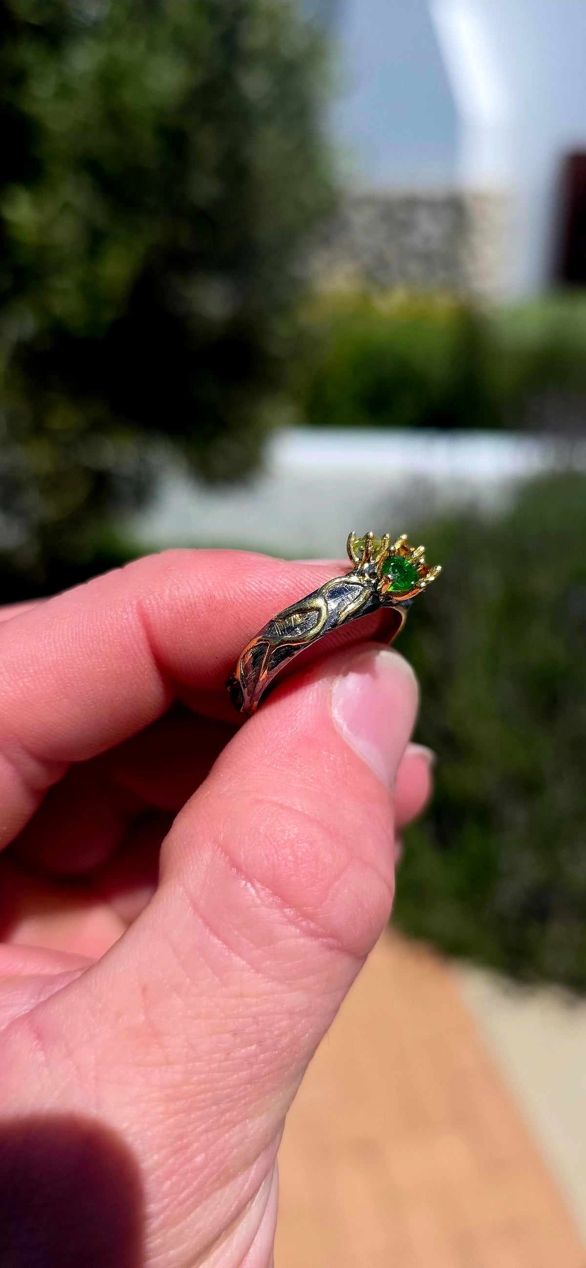 A fabulously unusual artisan-made statement ring, crafted in blackened sterling silver with luxurious 18ct yellow gold-plated accents, creating a striking contrast of dark silver and warm golden highlights!
