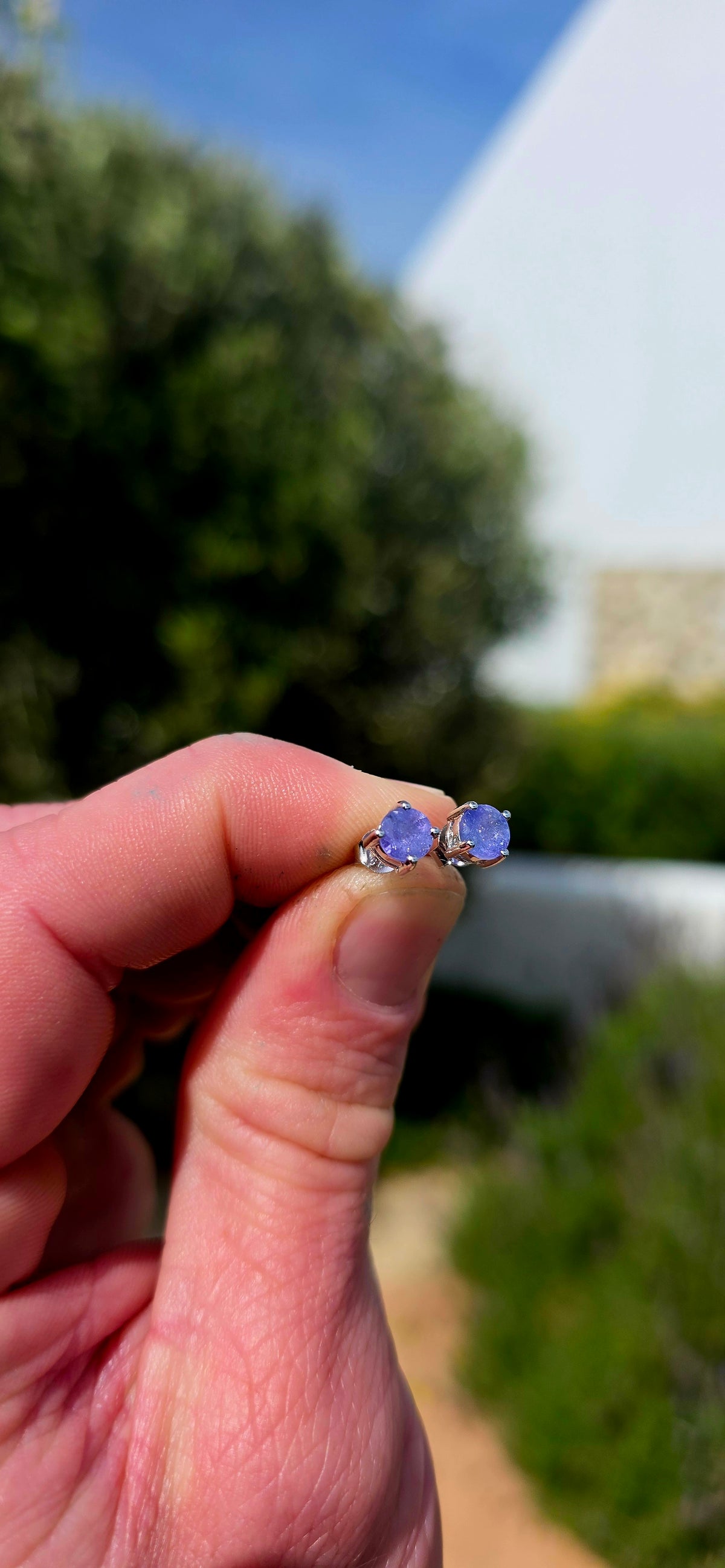 Minimalistic and perfectly UNISEX — these are the kind of tanzanite studs you’ll reach for every single day!