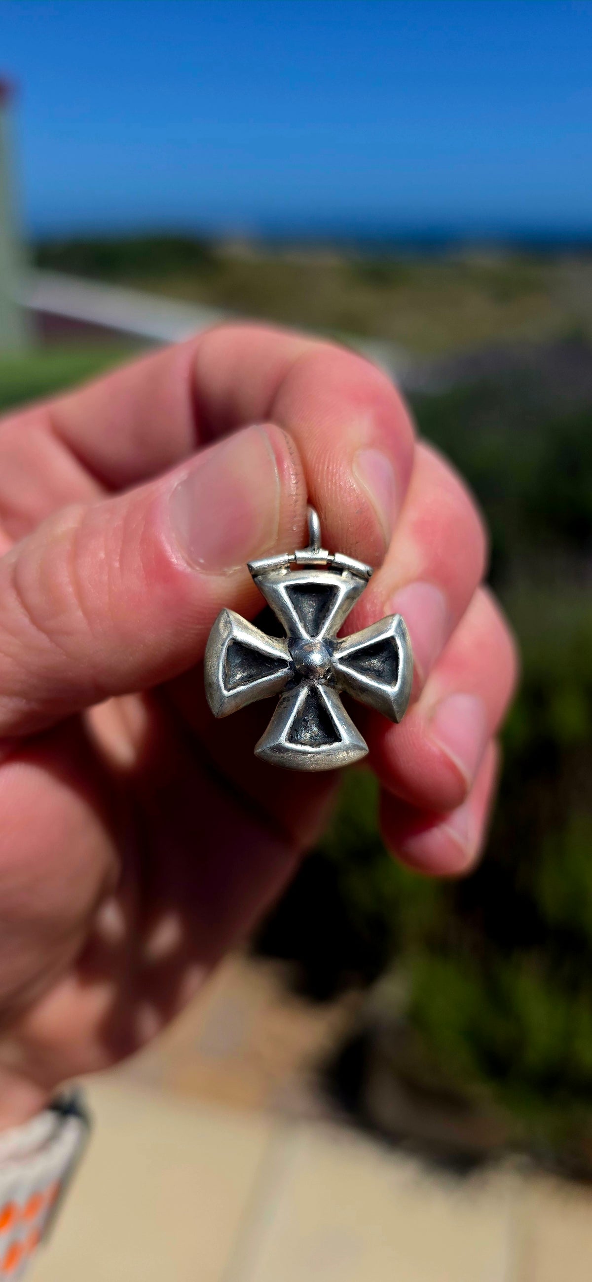 A beautifully crafted vintage sterling silver fob pendant in the distinctive shape of a Maltese-style cross!