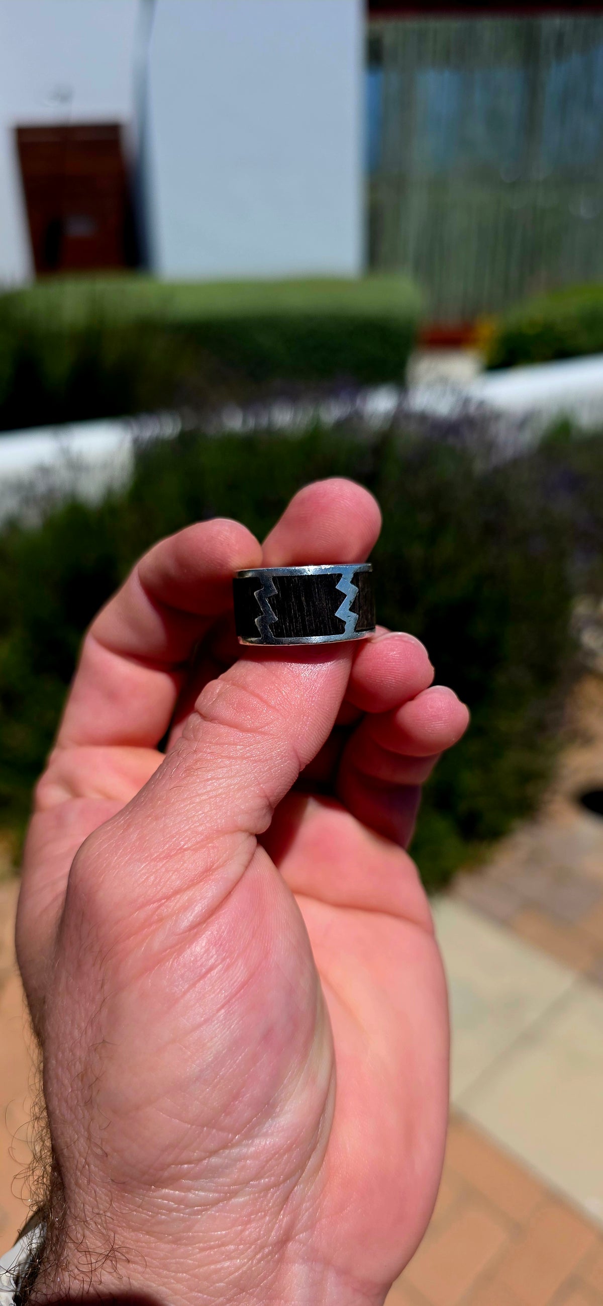 An absolutely fabulous, extra-chunky and wonderfully weighty men's artisan ring, beautifully crafted in solid sterling silver with contrasting dark natural wood inlay!